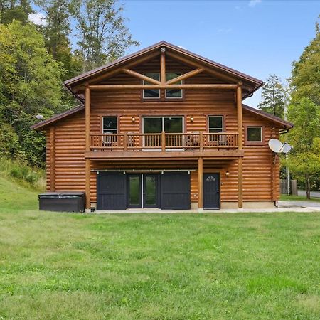 Hot Tub Fire Pit Game Room Theater Easy Access Sleeps 12 - Black Bear Lodge Pigeon Forge Extérieur photo