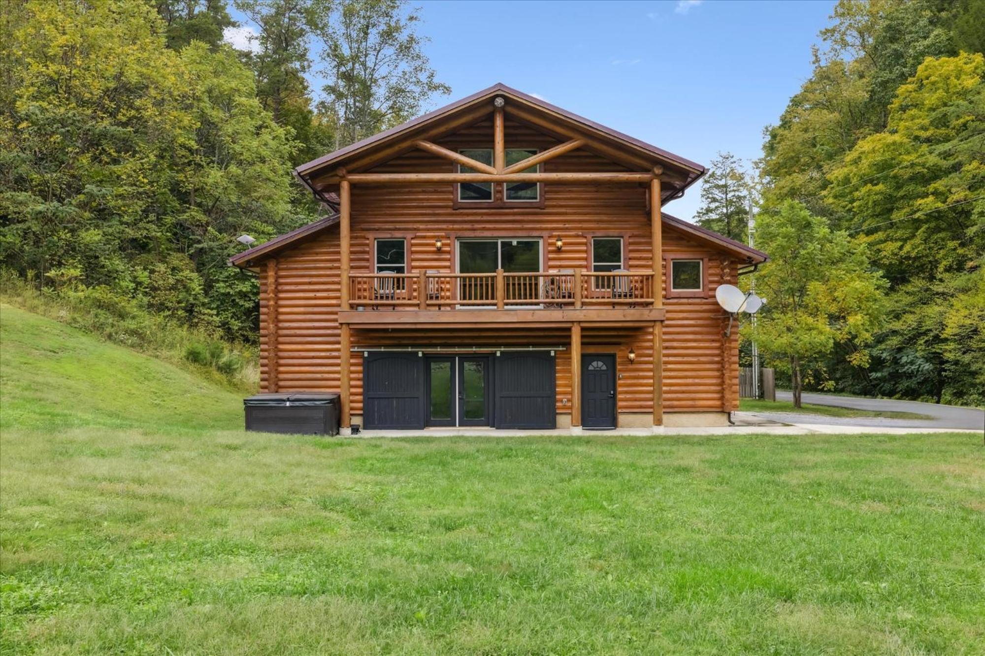 Hot Tub Fire Pit Game Room Theater Easy Access Sleeps 12 - Black Bear Lodge Pigeon Forge Extérieur photo