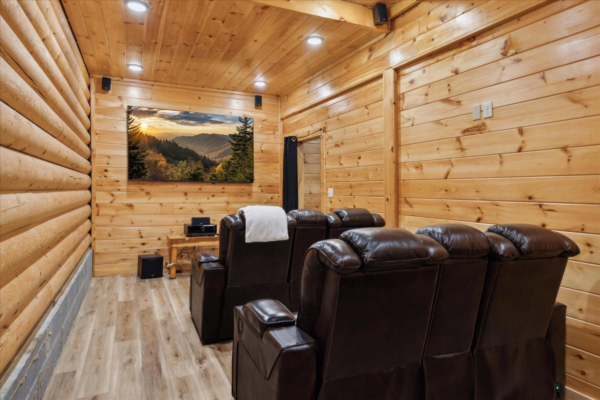Hot Tub Fire Pit Game Room Theater Easy Access Sleeps 12 - Black Bear Lodge Pigeon Forge Extérieur photo