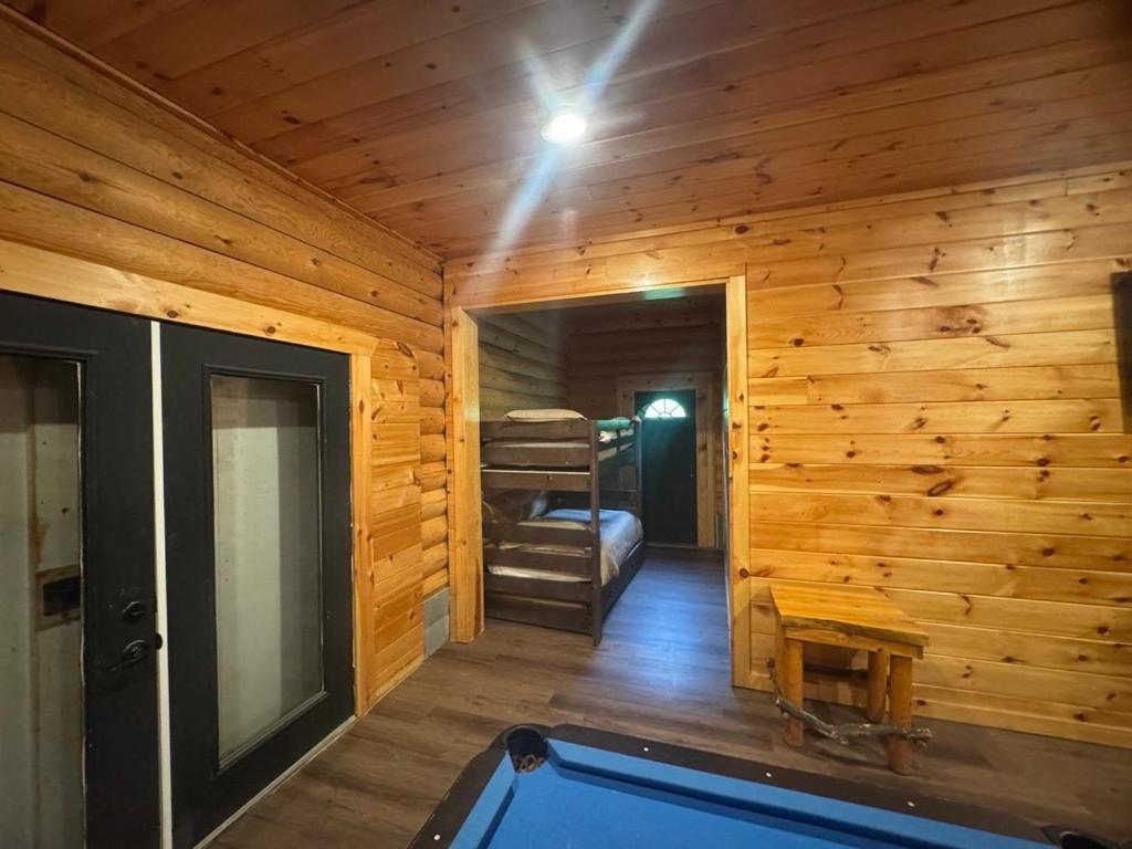 Hot Tub Fire Pit Game Room Theater Easy Access Sleeps 12 - Black Bear Lodge Pigeon Forge Extérieur photo